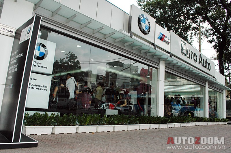 Euro Auto BMW: Khai lao thue, xe loi va thich gay soc-Hinh-4